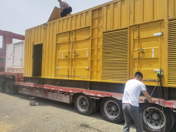 卫东发电机出租100KW发电机需要什么规格的电缆线?